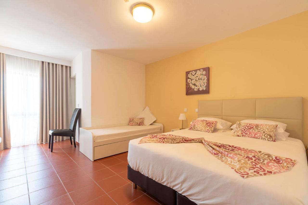 Manta Guest Bed & Breakfast Manta Rota Ngoại thất bức ảnh