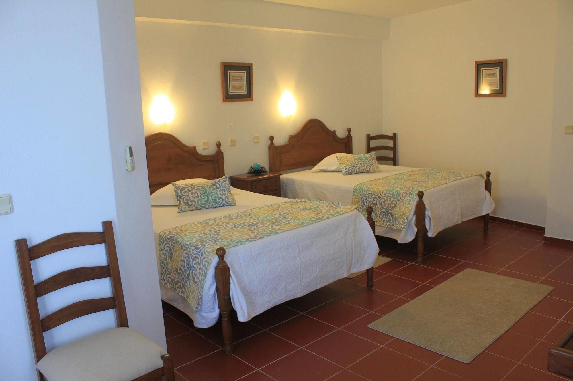 Manta Guest Bed & Breakfast Manta Rota Ngoại thất bức ảnh
